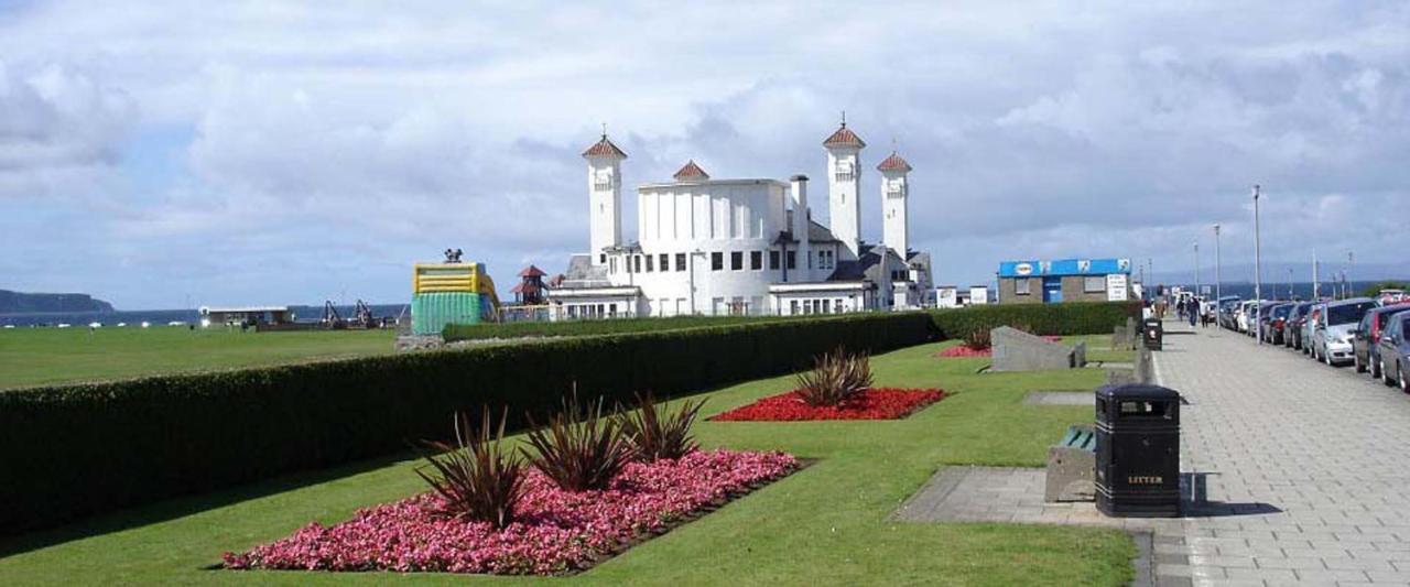 Beautiful 2 To 3 Bed Apartment With Stunning Views! Ayr Eksteriør billede