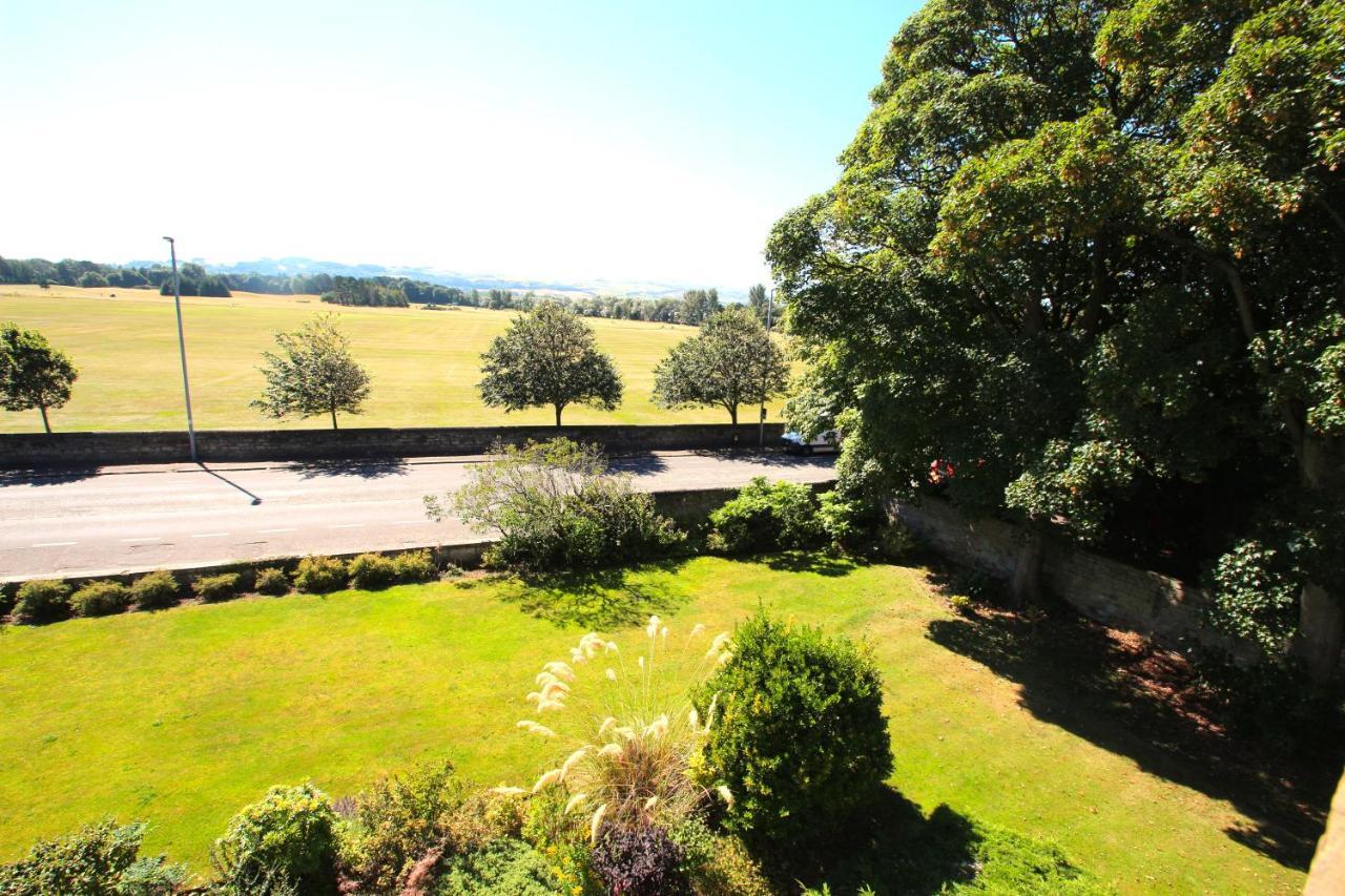 Beautiful 2 To 3 Bed Apartment With Stunning Views! Ayr Eksteriør billede